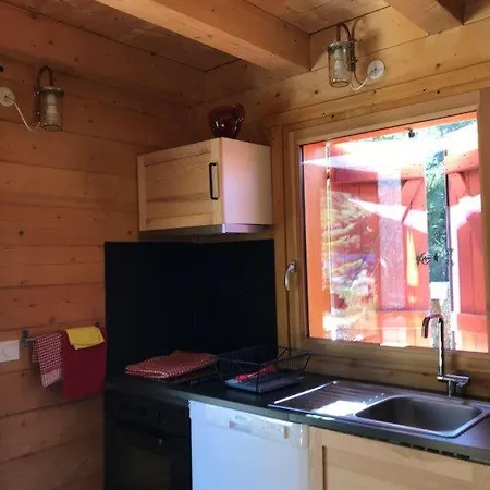 Le Daguet En Cevennes 木屋