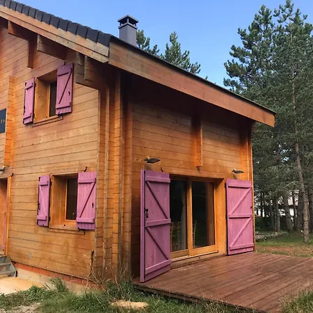 Le Daguet En Cevennes 木屋